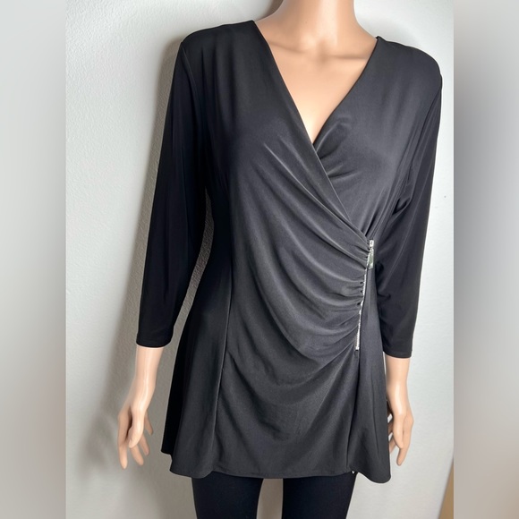 Chaus New York Tops - ALL IN MOTION Women’s Fitted Long Sleeve Black T Shirt Size LARGE Pre Owned